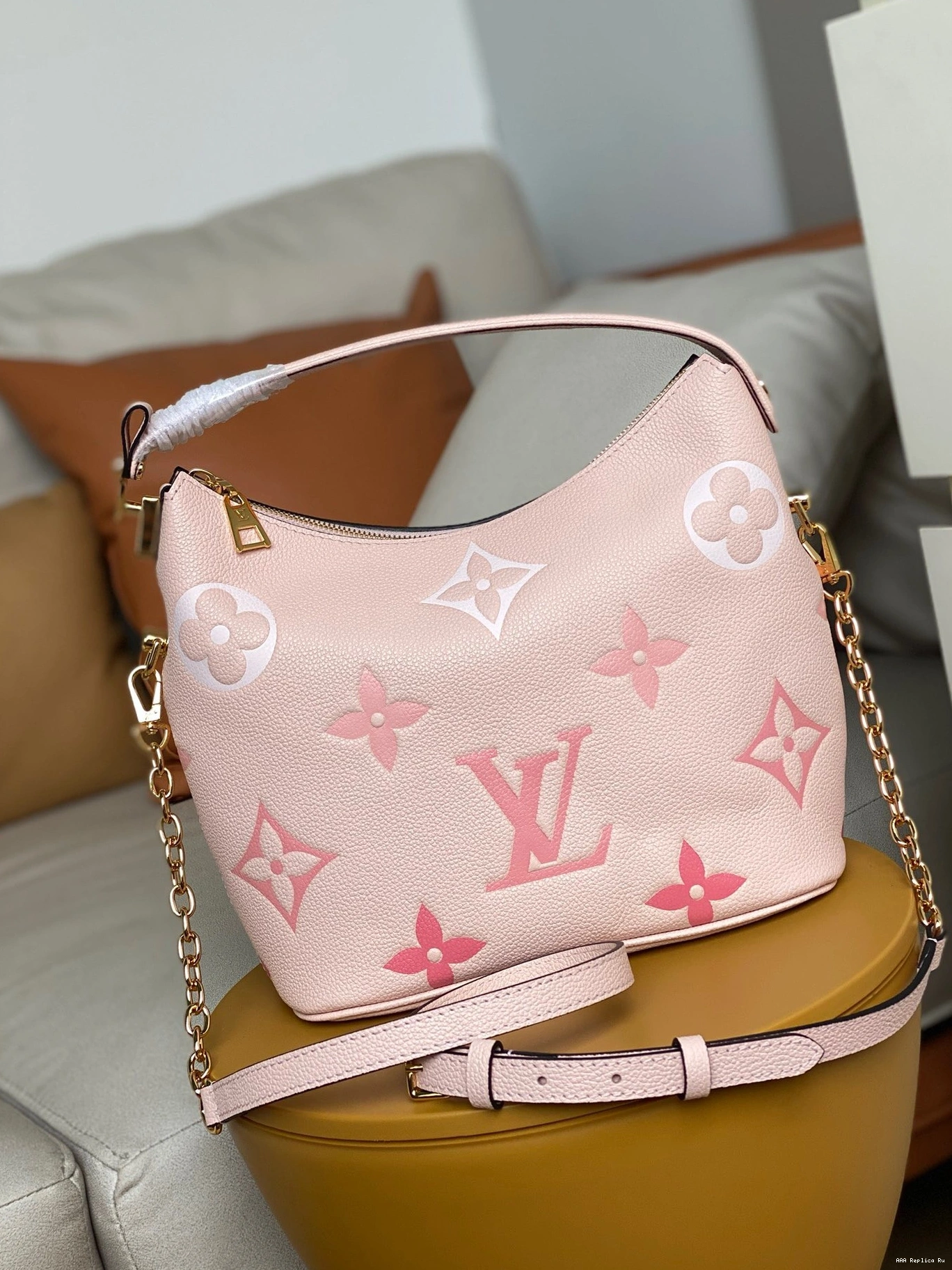 AAA Replica Ru MARSHMALLOW LOUIS VUITTON 0809